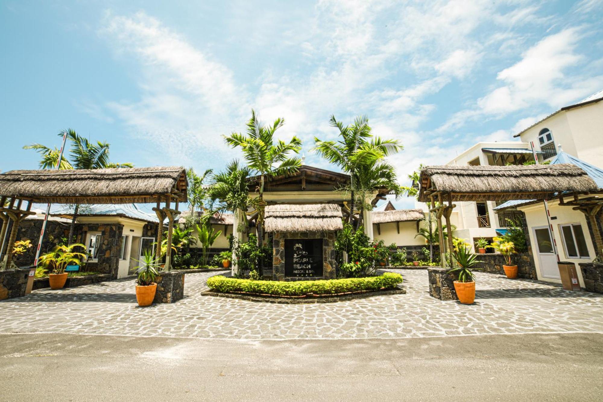 Pearle Beach Resort & Spa Flic en Flac Exterior photo